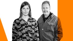 Das Autorenporträ des ARD Radiofeature "Kampf der Geheimhaltung" zeigt ein Porträt der Journalisten Lea Eichhorn und John Goetz. 
