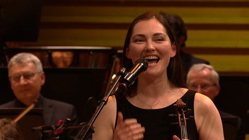 Das WDR Funkhausorchester unter Leitung von David Brophy spielt das Konzert Irish Folk am 06.03.2026 im WDR Funkhaus Wallrafplatz.