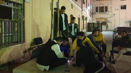 Protagonist des Dok5 Feature Asaad Jafar und seine Freunde