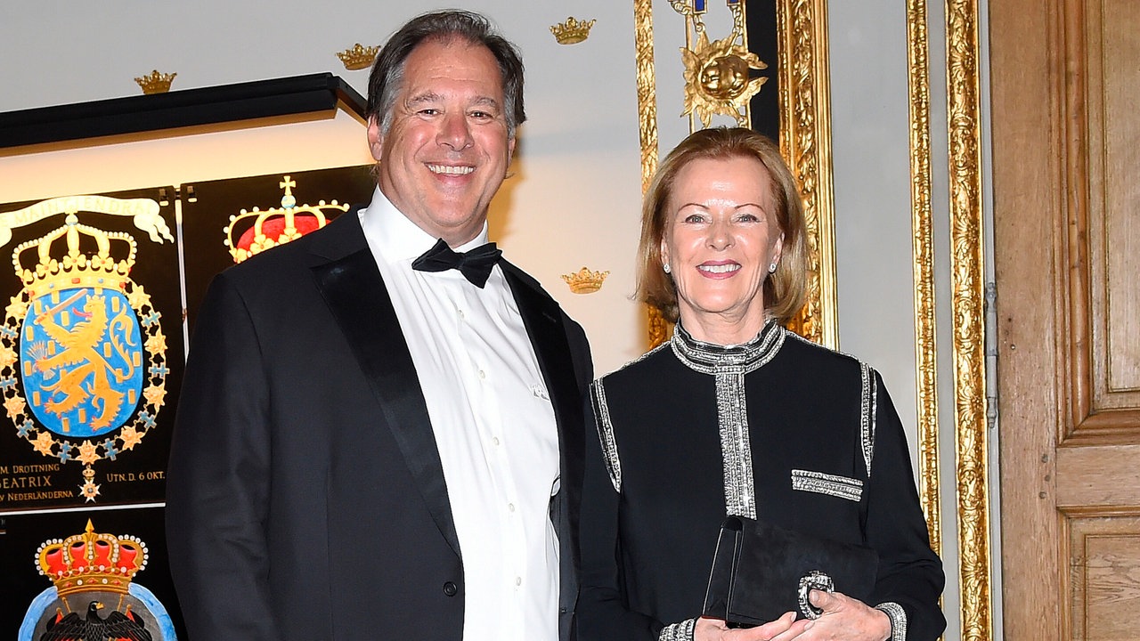 Anni-Frid Lyngstad und Henry Smith