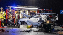 Tödlicher Raser-Unfall auf der A59 