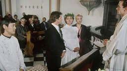 Benno und Gabi heiraten kirchlich