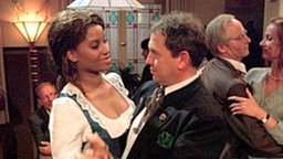 Das Dirndl: Ein freizügiges, jedoch keineswegs freigiebiges Geschenk...