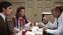 Dr. Dressler diagnostiziert, dass Baby Kronmayr leider nur eine Ausgeburt der Fantasie war.