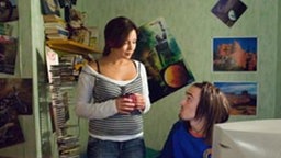 Hans' Ermüdungsbruch und Kathys Hilfsbereitschaft werden den beiden von Tom übel ausgelegt...