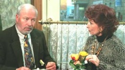 Marlenes Intriganz stößt dem gutmütigen Erich langsam sauer auf.