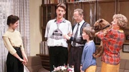 Soviel Familienglück auf einmal! Dominique ist hingerissen.
