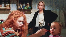 Wickeln, füttern, bespaßen - Iffis (Rebecca Siemoneit-Barum) Sorgen hätte Valerie nur allzu gerne.