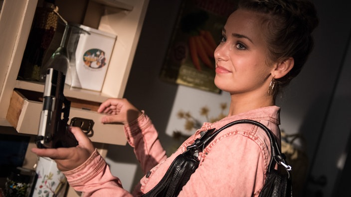 Lindenstraße-Folge 1640 Schreckschuss