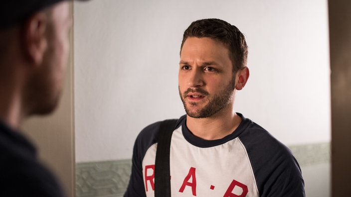 Lindenstraße-Folge 1730 Schwitzen verbindet