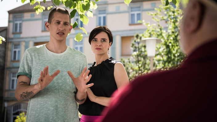 Lindenstraße-Folge 1684 Who the fuck is Tante Hintrud?