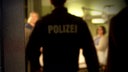 Symbolfoto: Polizist im Krankenhaus