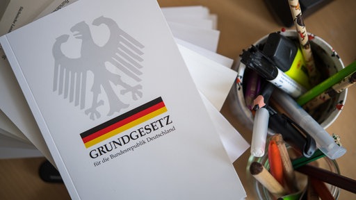 Eine Ausgabe des Grundgesetzes der Bundesrepublik Deutschland