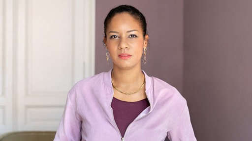 Porträt von Hadija Haruna-Oelker