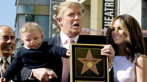 Donald Trump mit Sohn Barron und Melanie Trump