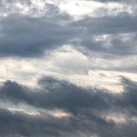 Dunkle Wolken am Himmel (Symbolbild)