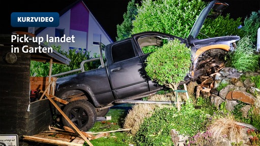 Jugendliche verursachen Auto-Unfall mit Pick-up | Video | TN
