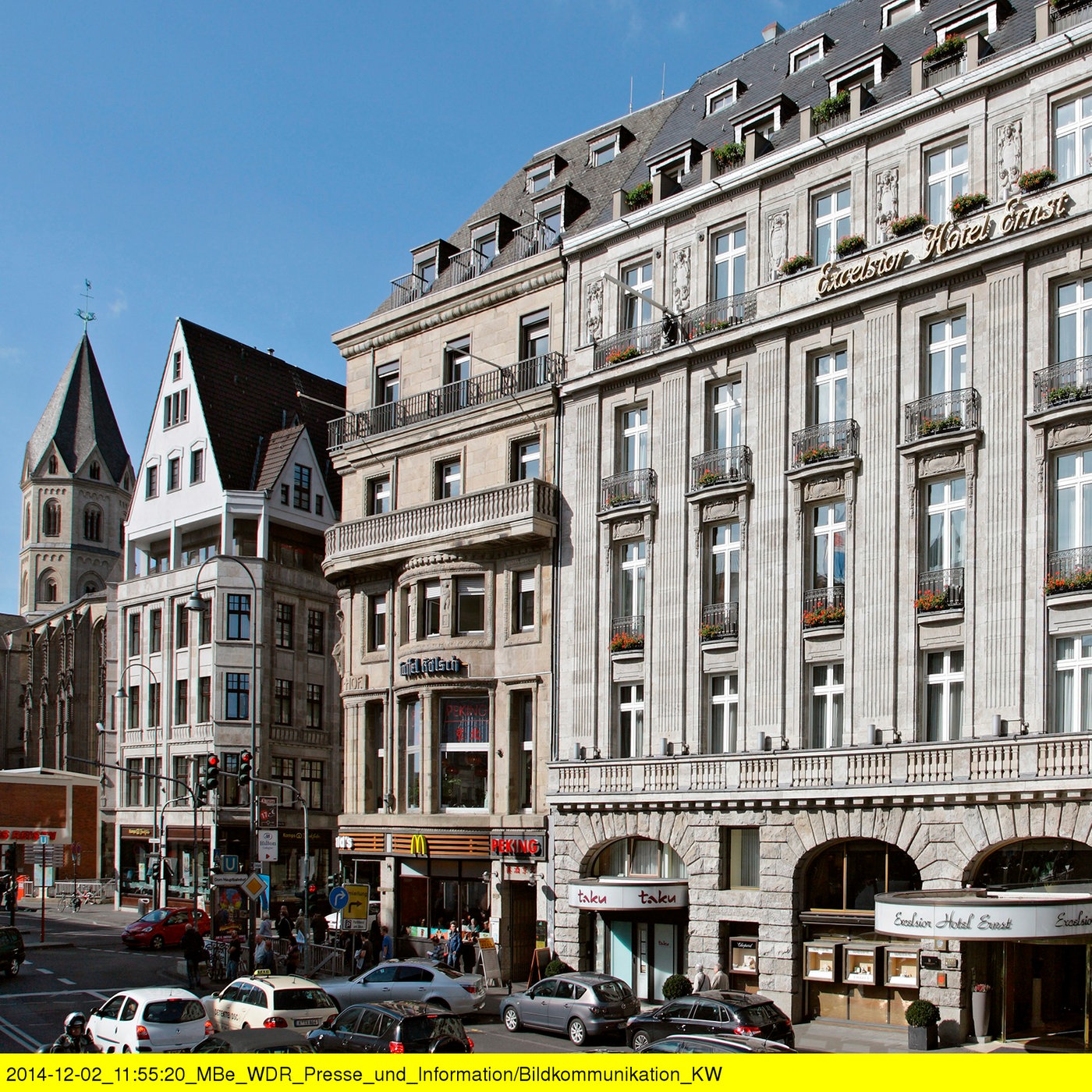 Straßenansicht des Hotel Excelsior