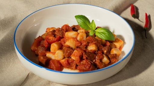 Sucuk-Pasta mit Kirschtomaten