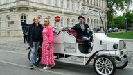 Björn Freitag und Tamina Kallert in Wien unterwegs im Retro-Stil
