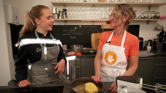 Backduell: Isi´s cheesecake vs. Frühlingstartelettes 
