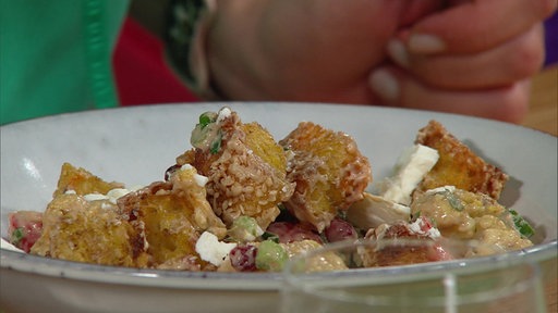 Blumenkohl-Panzanella – italienischer Brotsalat