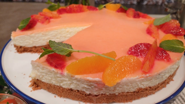 Blutorangentorte mit Blutorangen-Curd 