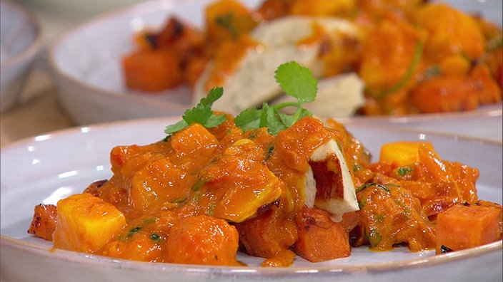 exotische Currywurst mit Geflügelbratwurst