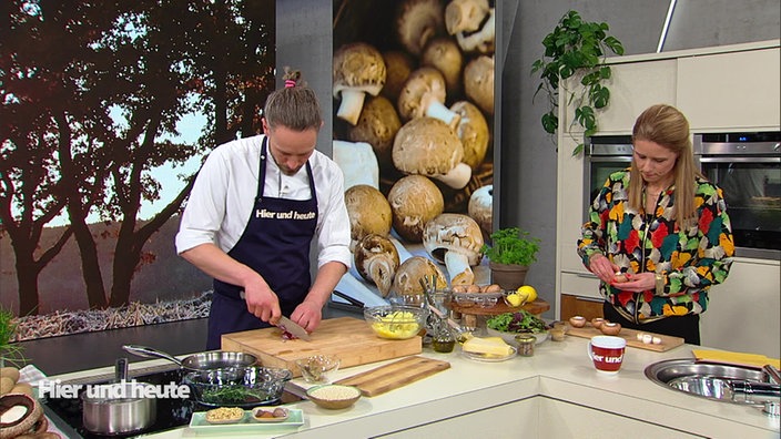 Gefüllte Steinchampignons mit Kartoffel-Kräuter-Stampf und Bergkäse