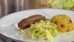 Geschmorte Lammhaxe mit Spitzkohl und Couscous