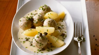 Königsberger Klopse mit Salzkartoffeln