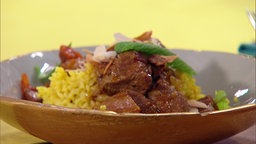 Lammschmortopf mit Salzzitronen, Möhren, Minze und Mandeln