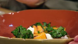 Linsencurry mit gebackenem Kürbis