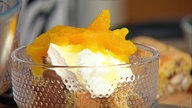 Orangencreme mit Orangenragout und Orangen-Cantuccini