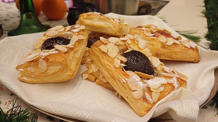 Pflaumen-Marzipan-Schnitten