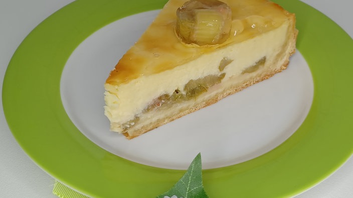 Rhabarberkuchen mit Vanillepudding