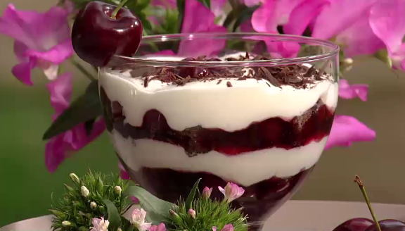 Schwarzwälder-Kirsch-Trifle