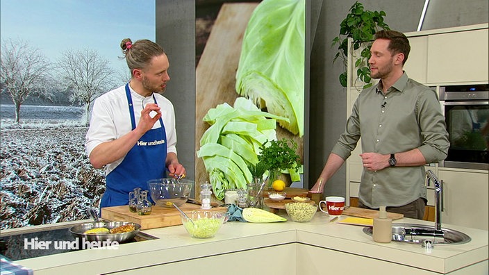 Gebratener Seelachs in Kartoffel-Kruste mit Knöpfle-Spitzkohl-Salat