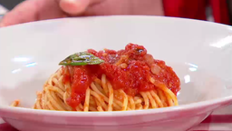 Till Brönner kocht Spaghetti al Pomodoro