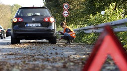 Fahrerin hat auf dem Seitenstreifen wegen einer Panne angehalten
