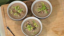 Walnuss-Pilzrahmsuppe