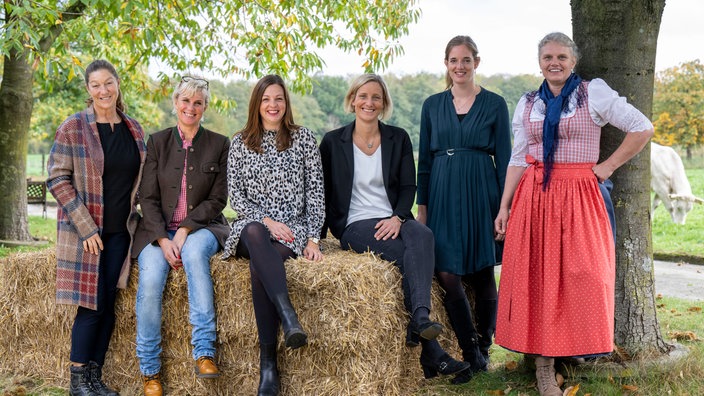 Wendy LeBlanc, Domenica Müller, Kerstin Laufer, Sarah Konert, Lea Martin, Agnes Jaud, (v.l.n.r.)