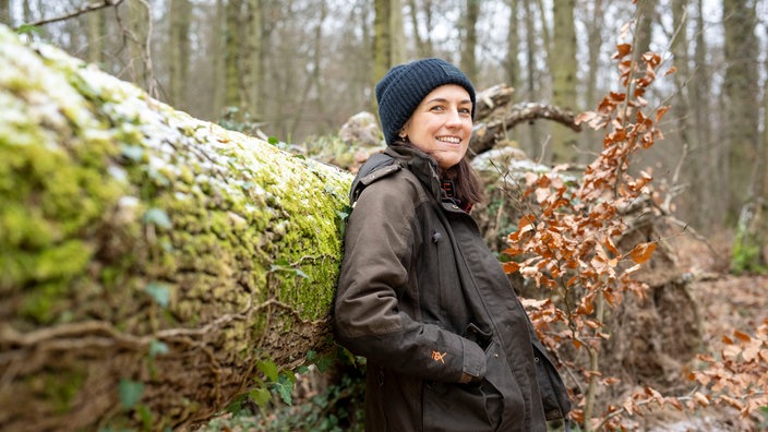 Zaneta Frankenfeld im Wald.