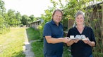  Björn Freitag, Doetie Trinks mit ihrem Asche-Ziegenkäse