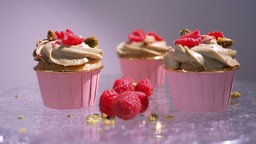 Himbeer-Pistazien-Cupcakes