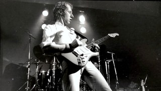 Dire Straits