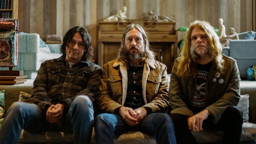 Earthless