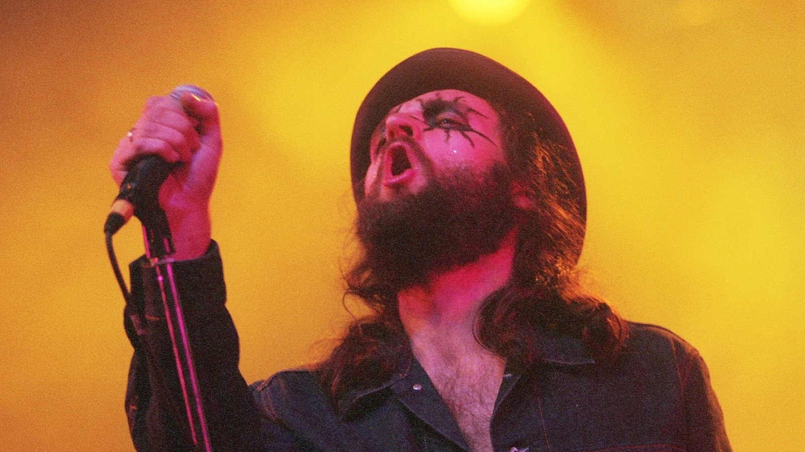 Turbonegro beim Bizarre Festival 1998