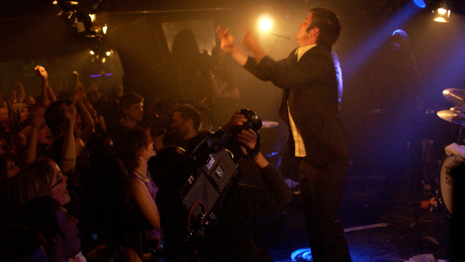 Kaizers Orchestra bei Bootleg im Juni 2004
