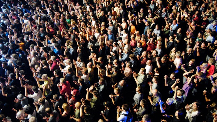 Das Publikum bei der Classic Rocknacht 2007 von oben fotografiert